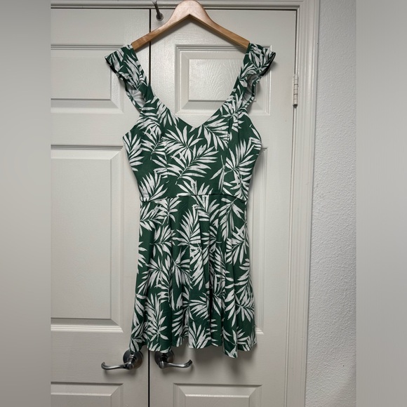 Fortune + Ivy short green tiki dress - Picture 2 of 3